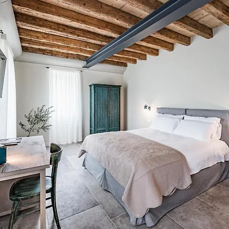 Farm stay Borgo Gradis'Ciutta Dolnje Cerovo