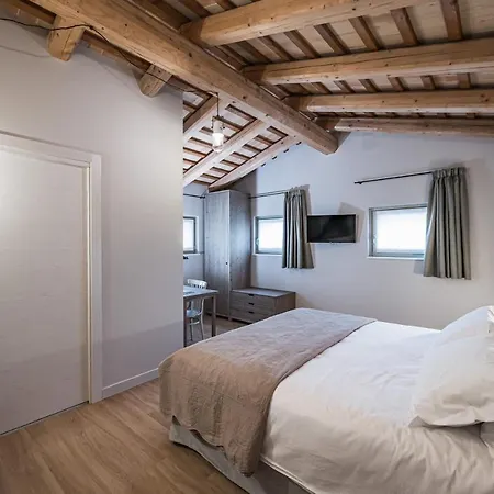 Borgo Gradis'Ciutta Farm stay Dolnje Cerovo